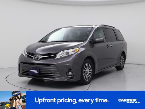 Gray 2018 Toyota Sienna XLE