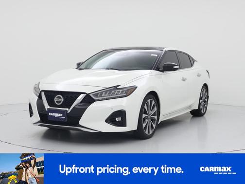 White 2022 Nissan Maxima Platinum