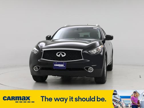 2017 INFINITI QX70