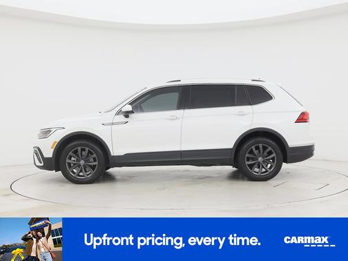 White 2023 Volkswagen Tiguan SE