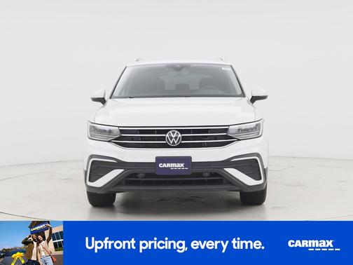 White 2023 Volkswagen Tiguan SE