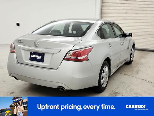 Silver 2015 Nissan Altima S