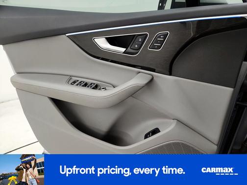 2022 Audi Q7 Premium Plus