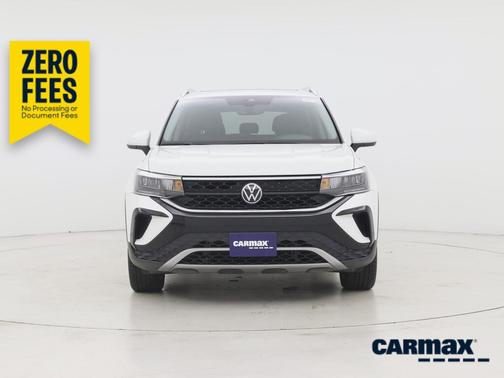 White 2023 Volkswagen Taos SE