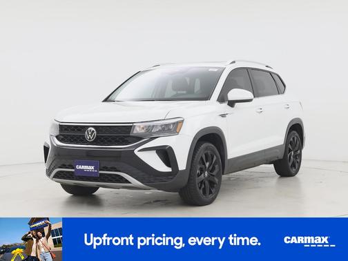 White 2023 Volkswagen Taos SE