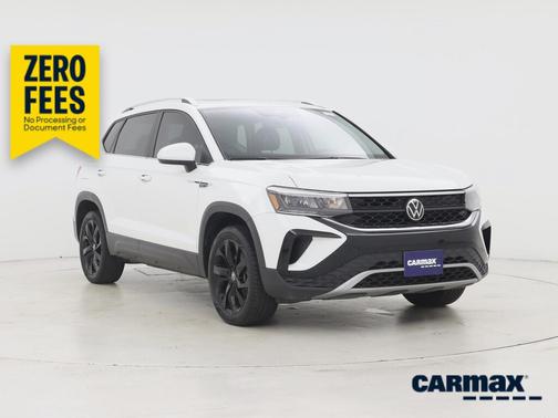 White 2023 Volkswagen Taos SE