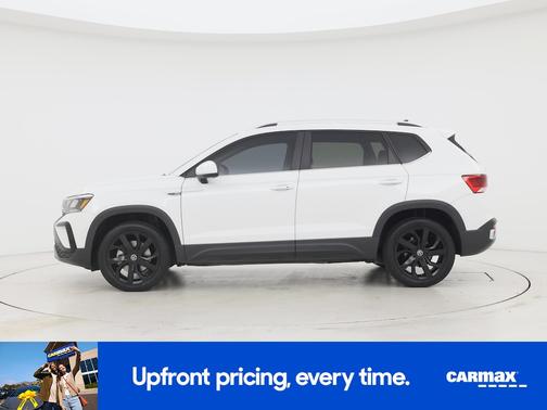 White 2023 Volkswagen Taos SE