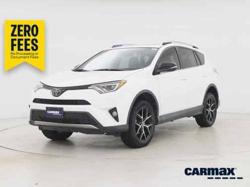White 2018 Toyota RAV4 SE