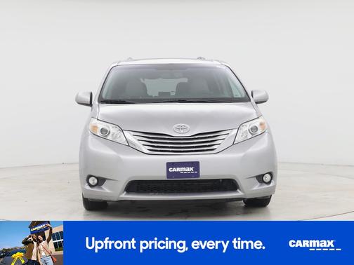 Silver 2017 Toyota Sienna XLE
