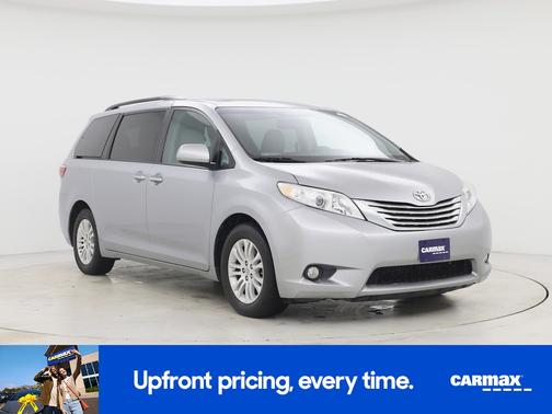Silver 2017 Toyota Sienna XLE
