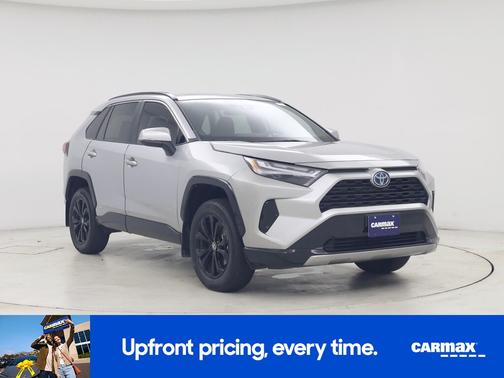 2022 Toyota RAV4 Hybrid SE