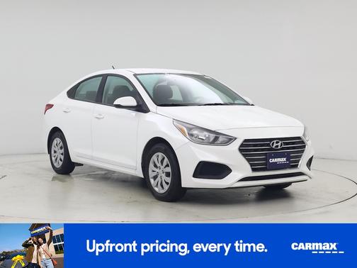 2022 Hyundai Accent SE