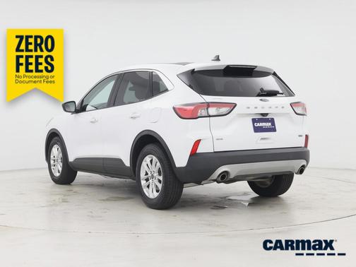 White 2022 Ford Escape SE