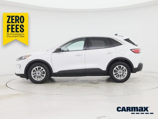 White 2022 Ford Escape SE