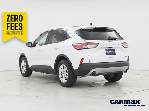 White 2022 Ford Escape SE