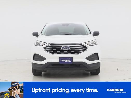 White 2021 Ford Edge SE