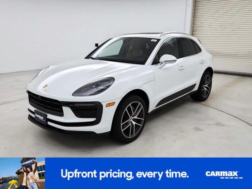 White 2022 Porsche Macan