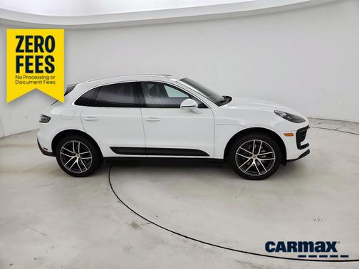 White 2022 Porsche Macan