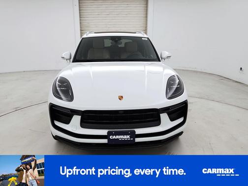White 2022 Porsche Macan