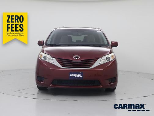 Red 2017 Toyota Sienna LE