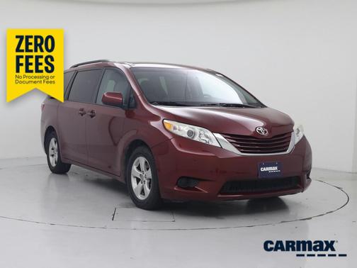 Red 2017 Toyota Sienna LE