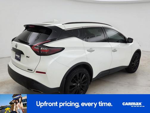 White 2023 Nissan Murano SV
