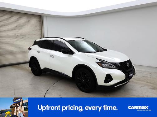 White 2023 Nissan Murano SV