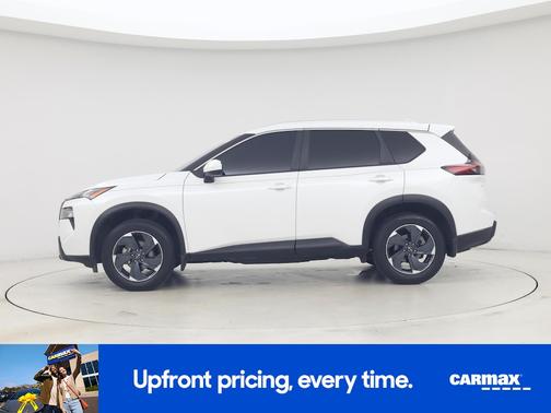 White 2024 Nissan Rogue SV