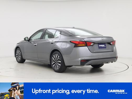 2023 Nissan Altima SV