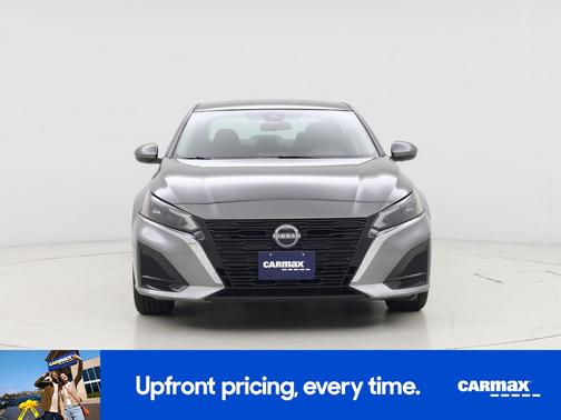 2023 Nissan Altima SV