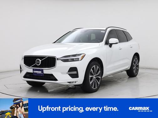 2022 Volvo XC60 B5 Momentum