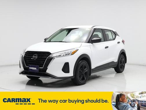2022 Nissan Kicks S