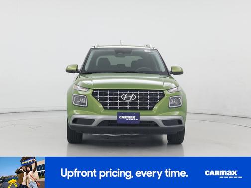Green 2023 Hyundai VENUE SEL