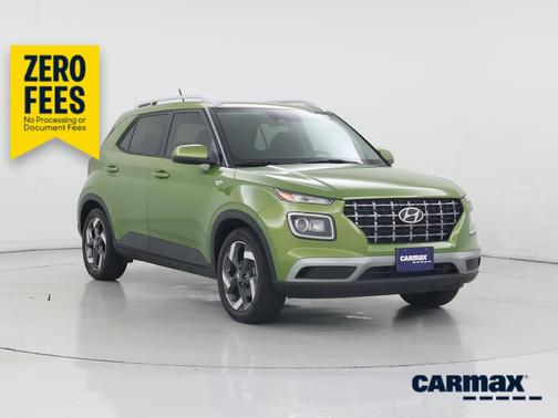 Green 2023 Hyundai VENUE SEL