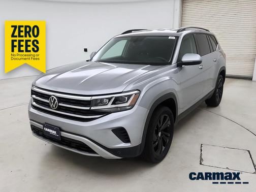 Silver 2022 Volkswagen Atlas SE w/Tech