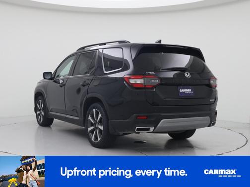 Black 2023 Honda Pilot Touring