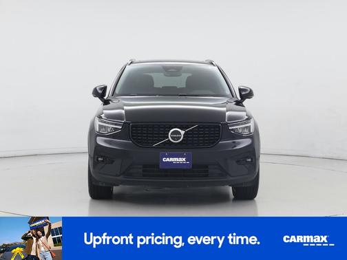 Black 2025 Volvo XC40 B5 Plus Dark Theme