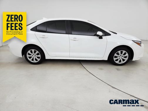 White 2024 Toyota Corolla Hybrid SE