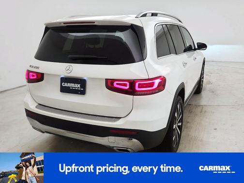 White 2022 Mercedes-Benz GLB 250