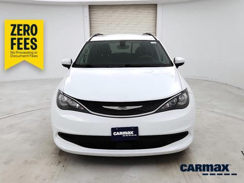White 2021 Chrysler Voyager LXI