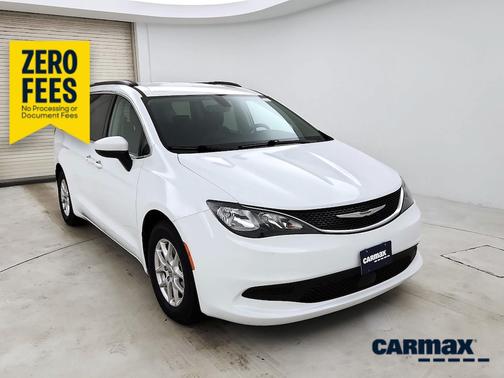 White 2021 Chrysler Voyager LXI