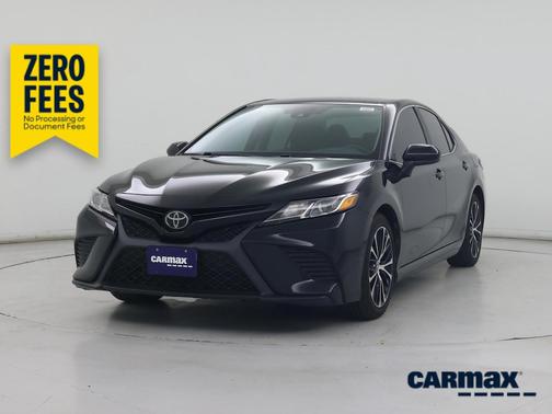 Black 2020 Toyota Camry SE