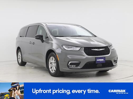 Gray 2025 Chrysler Pacifica Select