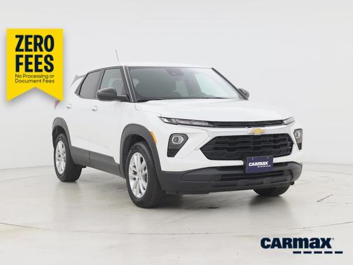 White 2024 Chevrolet Trailblazer LS