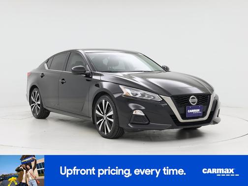 2022 Nissan Altima SR