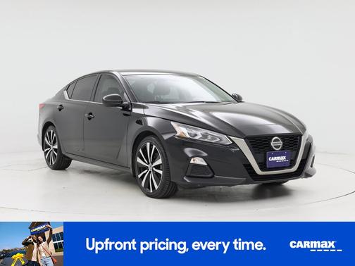 2022 Nissan Altima SR