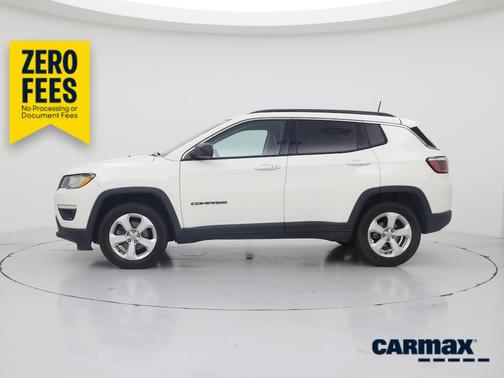 White 2017 Jeep Compass Latitude