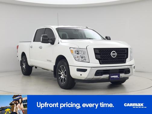 2021 Nissan Titan SV