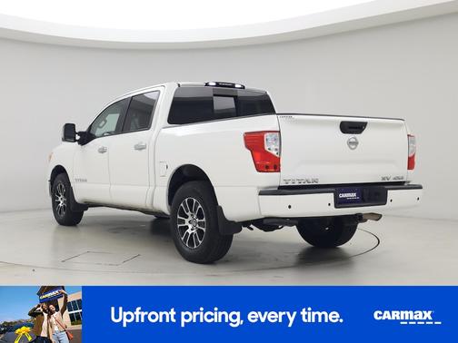 2021 Nissan Titan SV