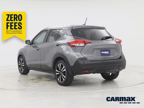 Gray 2020 Nissan Kicks SV